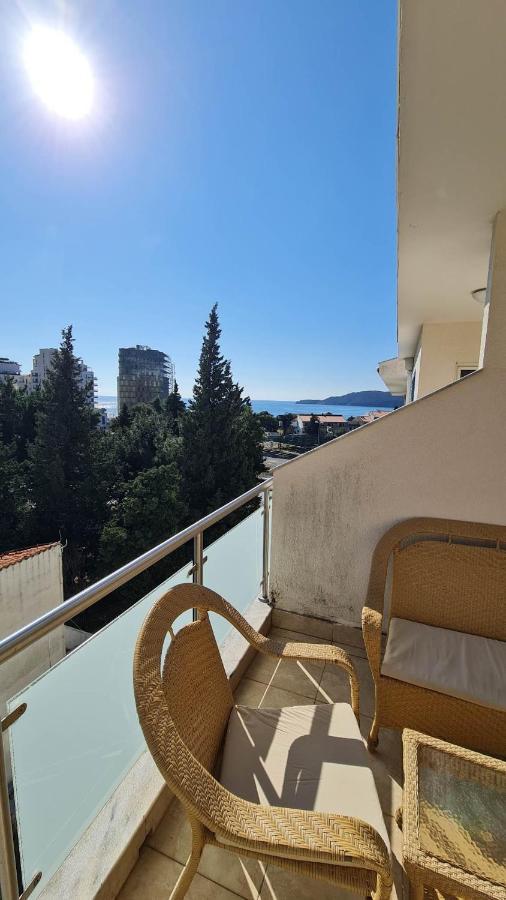 Irish Apartment Complex Будва Экстерьер фото